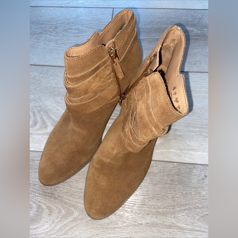 Franco Sarto Suede Gonzalez Bootirs sz 7m